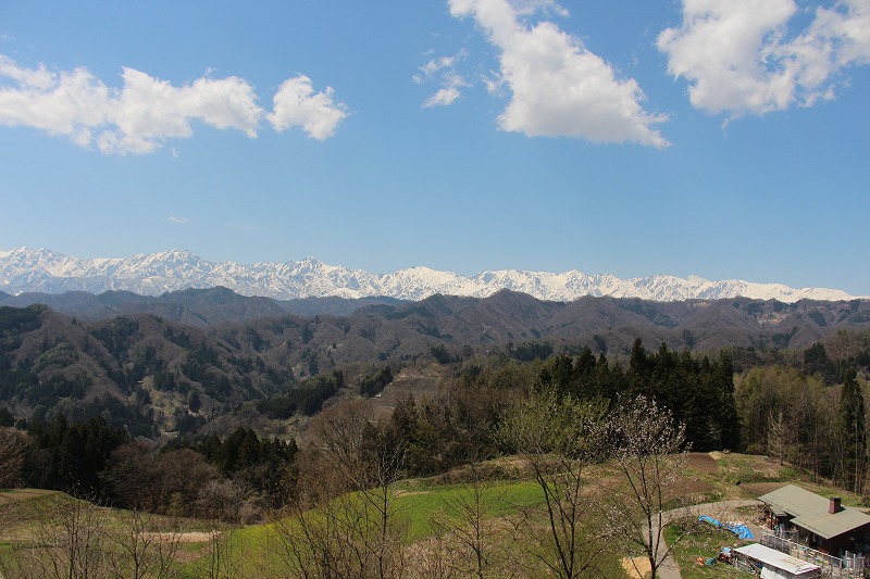 42315小川村アルプス展望広場より後立山全望白馬より爺.jpg