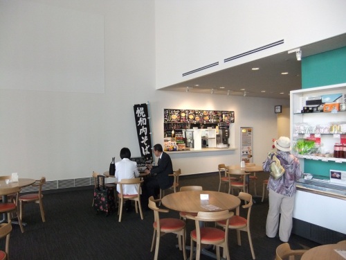 旭川観光物産情報センターの飲食コーナー１20120521(未入店).JPG
