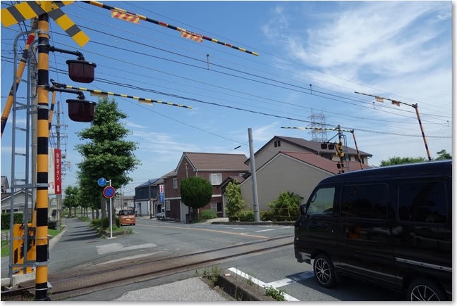 02踏切をわたってＡＶ