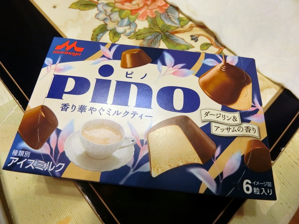 森永製菓　ｐｉｎｏ　香り華やぐミルクティー　パケ.JPG