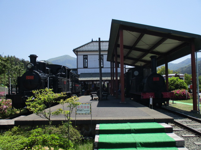 １２６１号と２号