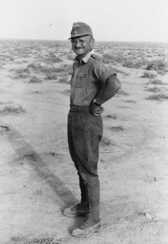 Afrika_korps_soldier_3.jpg