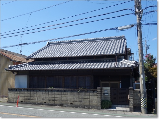 59またまた渋い家