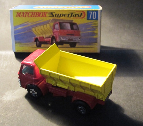 2012_0224_Matchbox　MB70(a) GRIT SPREADER　背面.jpg
