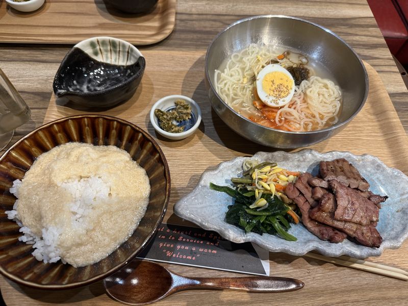 厚切り牛たん盛岡冷麺セット.jpg