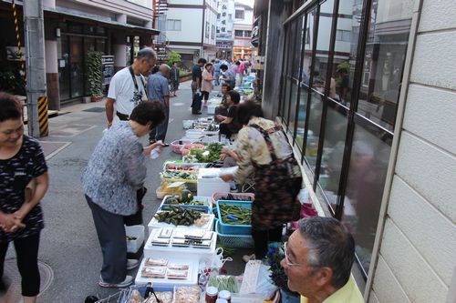 80314大蔵村肘折温泉朝市500.jpg