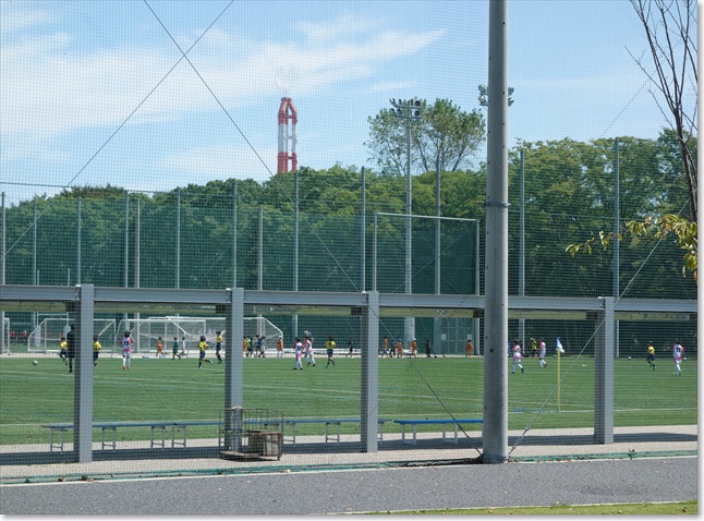 82子供たちのサッカー？