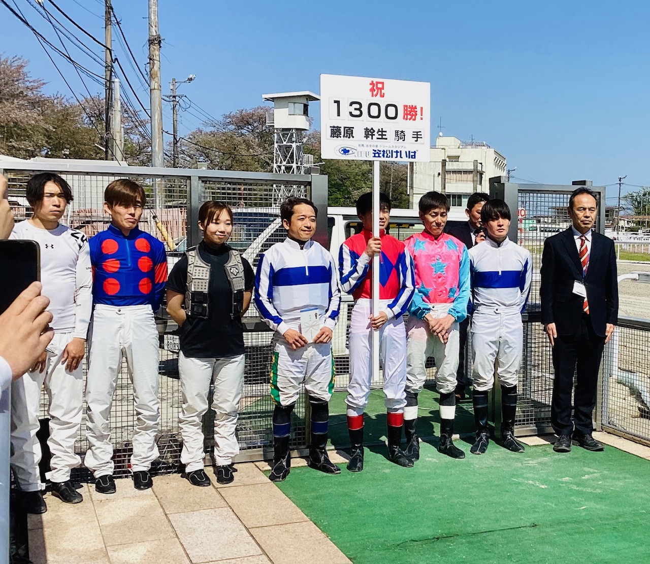 藤原幹生１３００セレモニーｂ.jpg