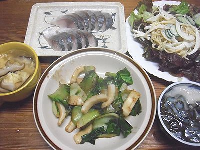 青梗菜とイカのオイスターソース炒め.JPG