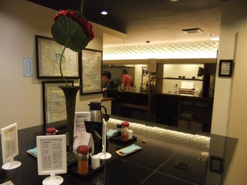 路麺えんそば＠伏見・名古屋の店内20121212.JPG