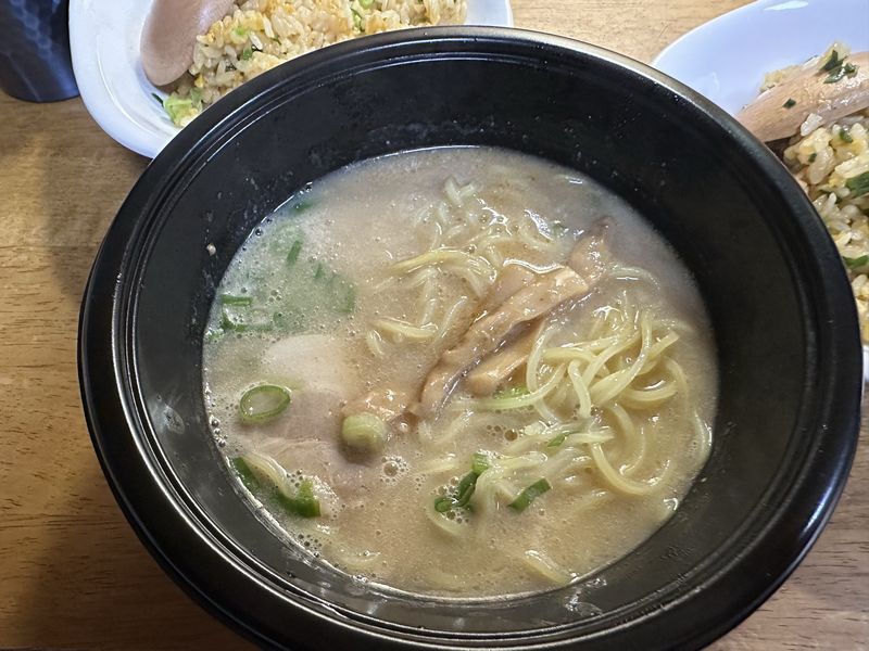 天下一品冷凍ラーメン_03.jpg