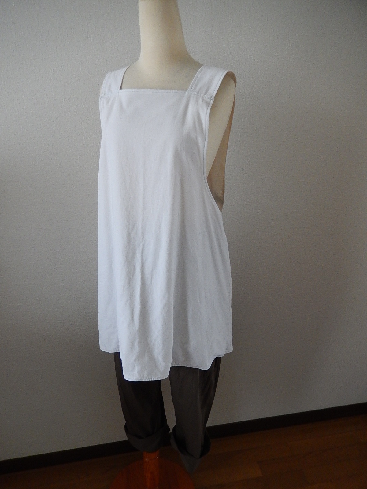 キッズエプロン 140～150 ぬいものちくたく.JPG