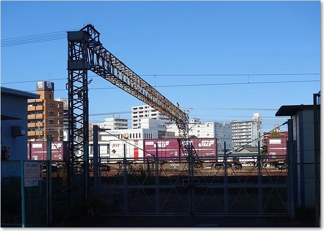 23右はJRの大ヤード