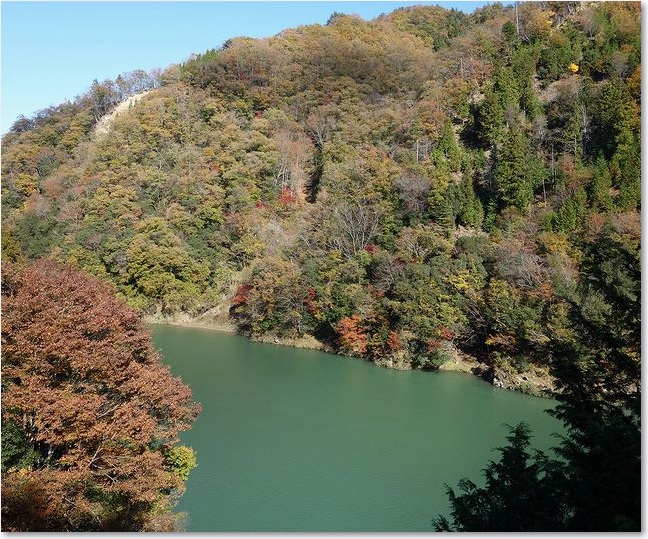 22右には天竜川