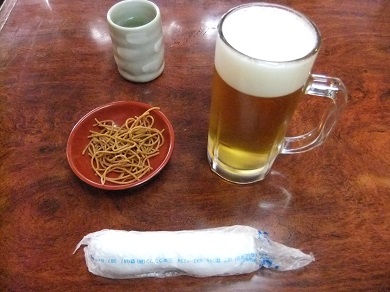 花畑３丁目・和屋でビール20130323.JPG