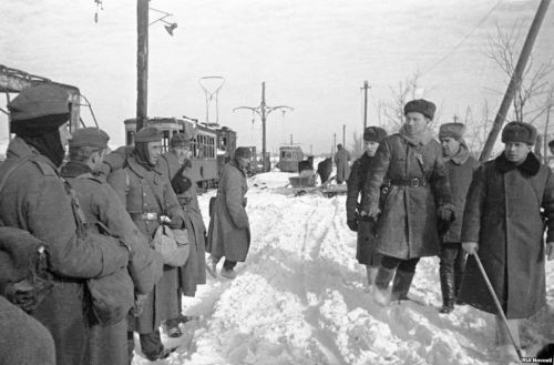 Stalingrad_German-prisoners-2.jpg