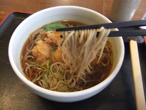 南花畑2丁目・旬鮮だいにんぐ花畑店の特撰牛もつ天ぷら蕎麦２