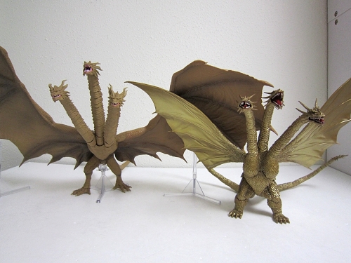 S H Monsterarts キングギドラ 19 モンスターアーツ ゴジラ キング オブ モンスターズ 緑茶no戯言 楽天ブログ