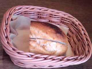 小篭入りフランスパン2018