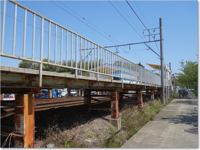 05ふり向いて芦原駅