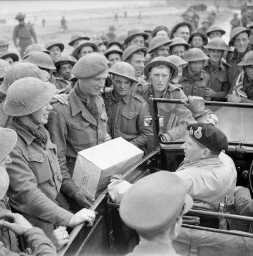 The_British_Army_in_Normandy_1944_B6934.jpg