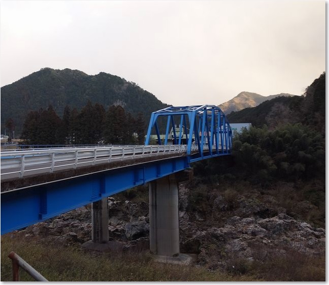 69この青い橋を