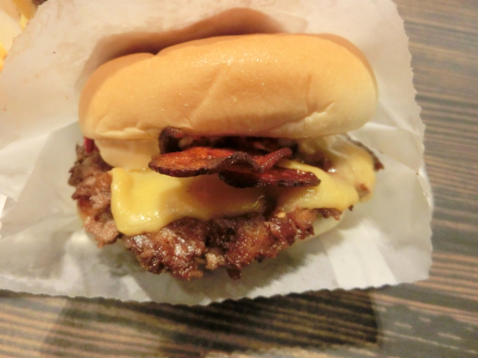 ＳＨＡＫＥ　ＳＨＡＣＫ　Ｓｍｏｋｅ　Ｓｈａｃｋ.jpg