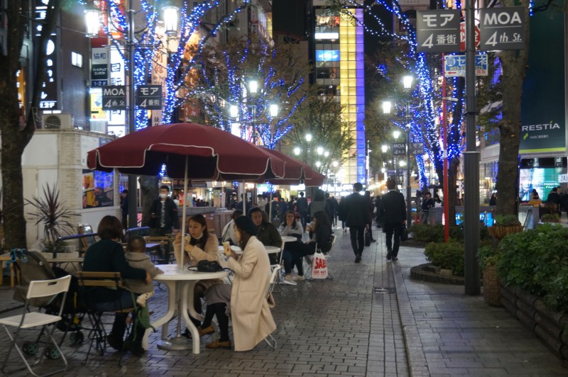 ３．新宿三丁目：モア四番街-12D 1611q.jpg