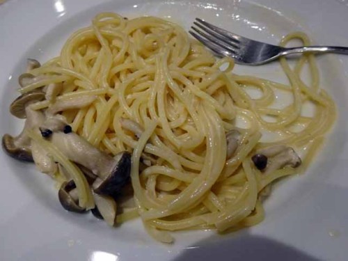 羽田空港 うにソース.JPG