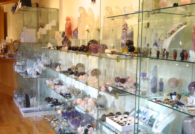 shop3.jpg
