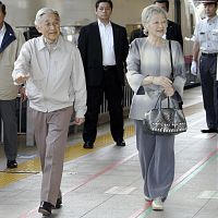 両陛下福島入り.jpg