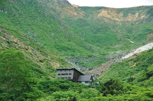 14.20  クロガネ小屋s.jpg