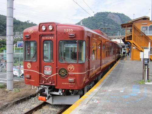大月駅での富士登山電車