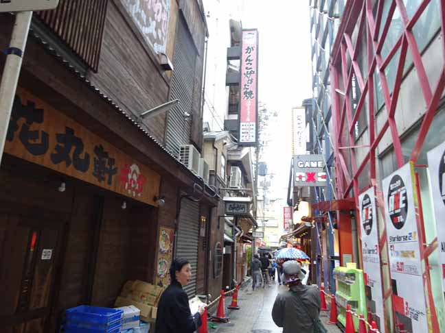 大阪 法善寺横丁.JPG