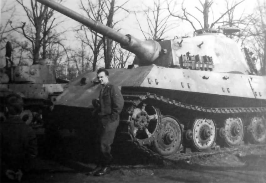 Tiger_2_tank_6.jpg